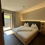 Hotel Erlebnis Wasserhammer Randegg